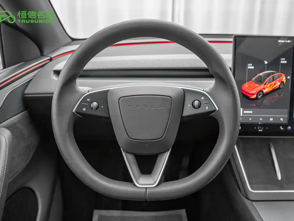 Tesla Model Y L 2026 — фото 18