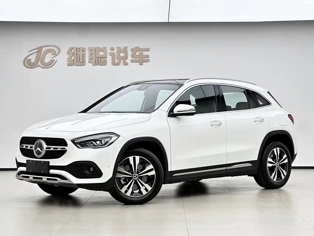 Mercedes-Benz GLA 2023