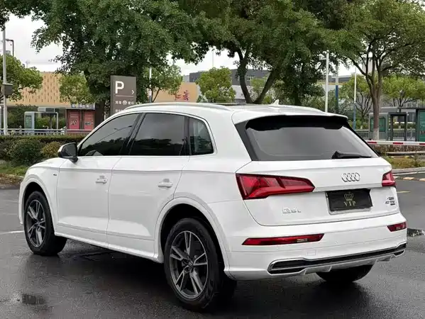 Audi Q5L 2019