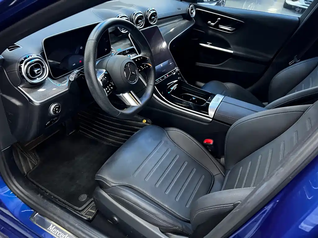Mercedes-Benz C-Class 2023