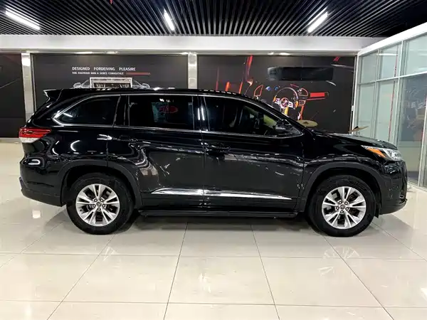 Toyota Highlander 2018