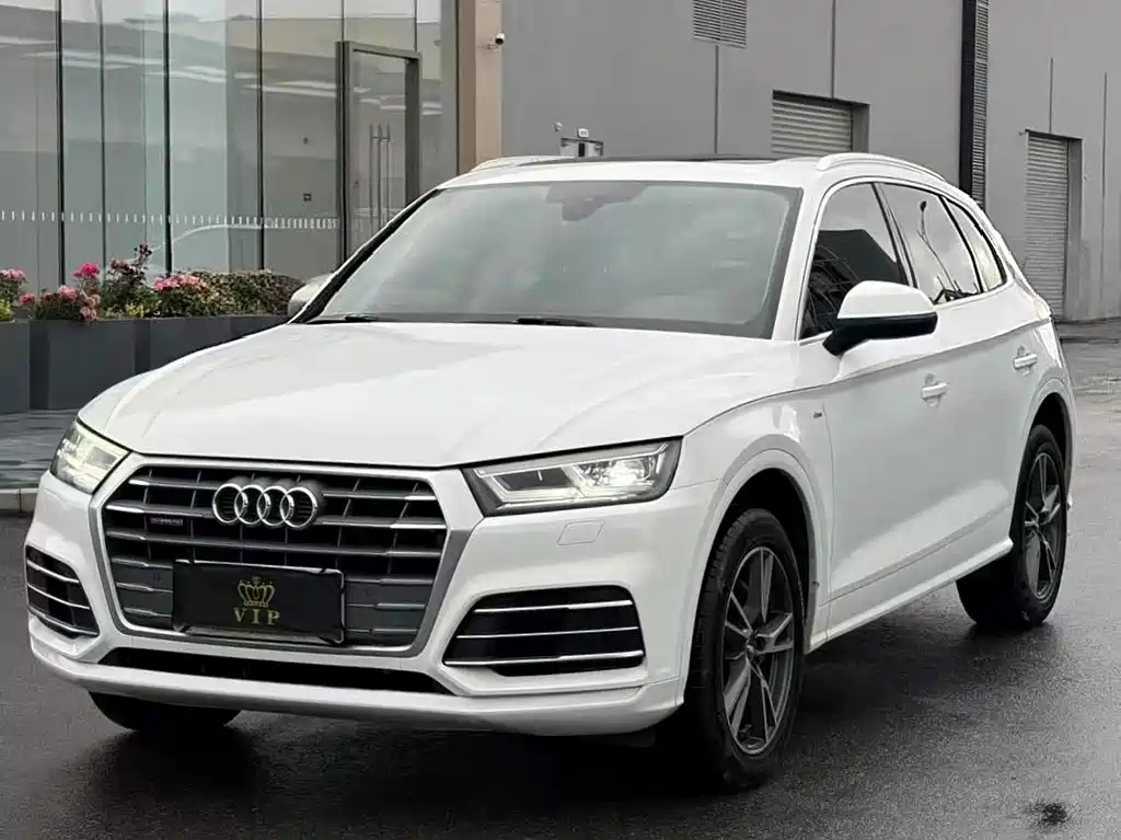 Audi Q5L 2019