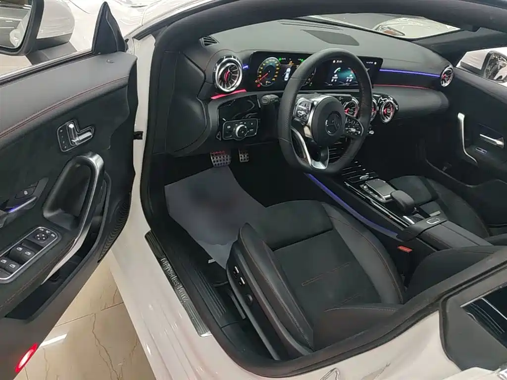 Mercedes-Benz CLA 2021 — фото 16