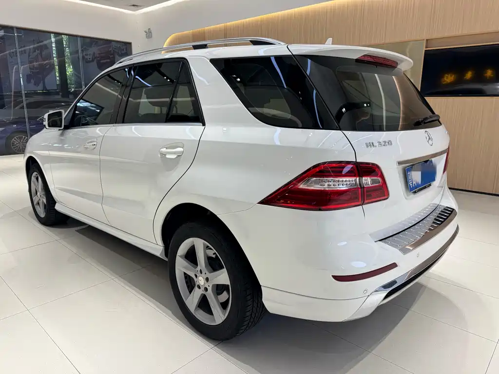 Mercedes-Benz M-Class 2015 — фото 4