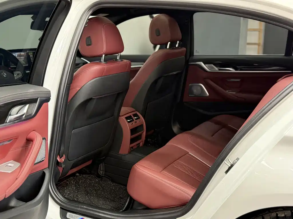 BMW 5 Series 2022