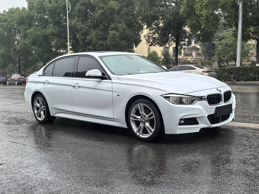 BMW 3 Series 2019 — фото 3