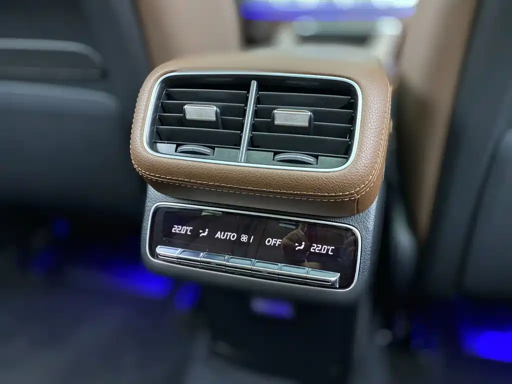 Mercedes-Benz GLS 2024 — фото 25