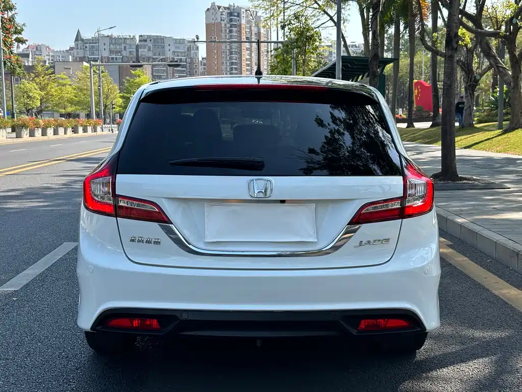 Honda Jade 2014 — фото 5