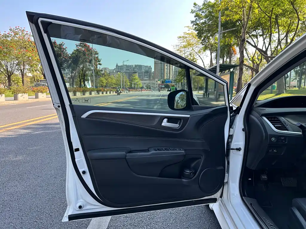 Honda Jade 2014 — фото 14