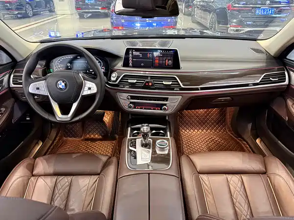 BMW 7 Series 2019