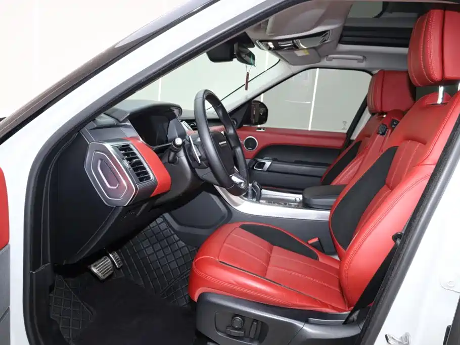 Land Rover Range Rover Sport 2019 — фото 17
