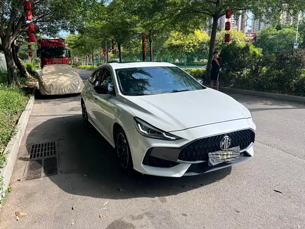 MG5 2022