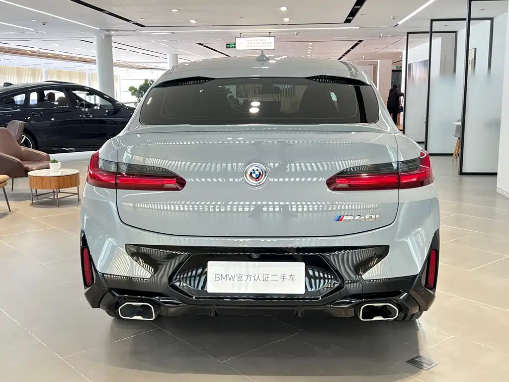 BMW X4 M40i 2022 — фото 20