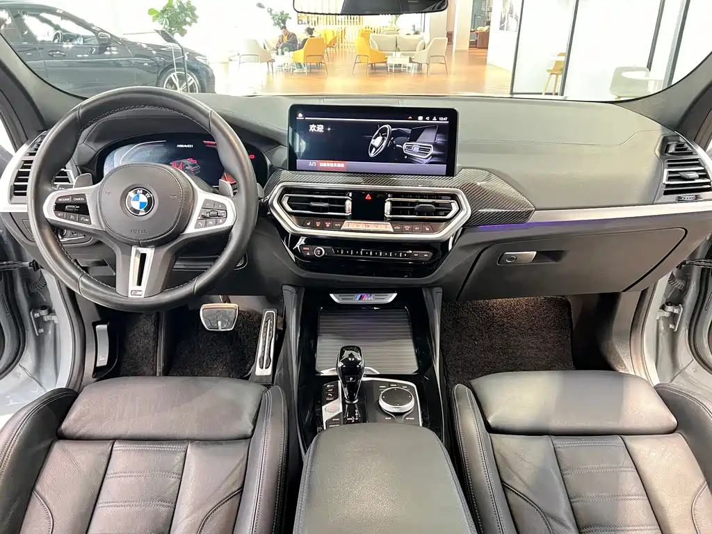 BMW X4 M40i 2022 — фото 9