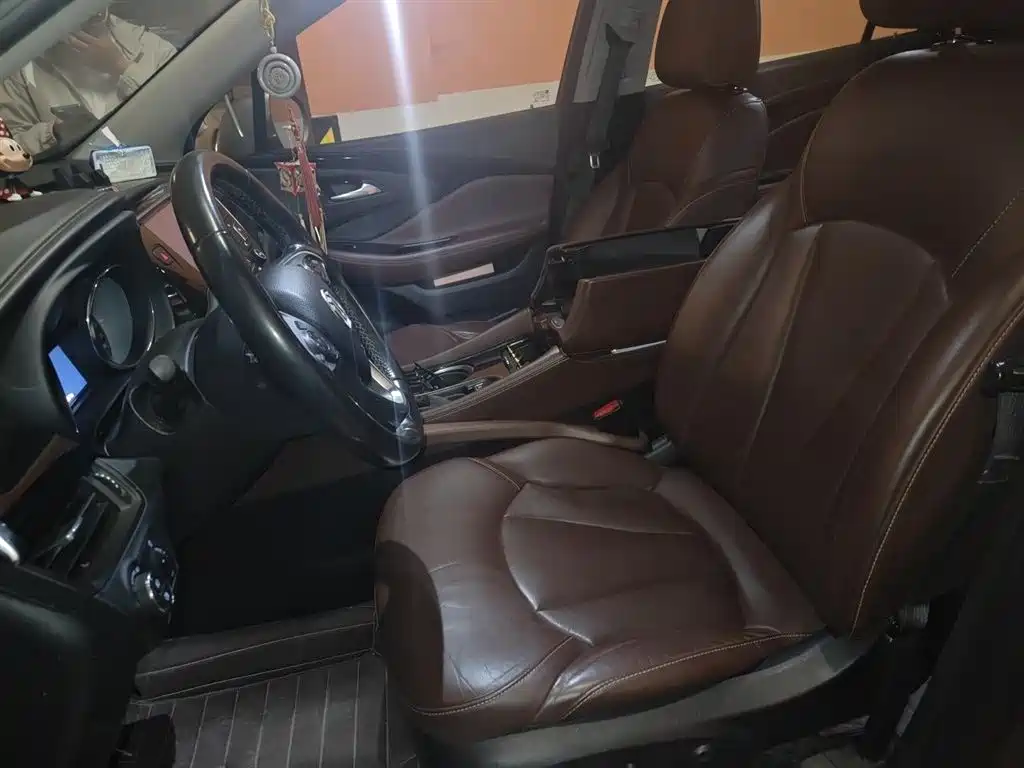 Buick Envision Plus 2018 — фото 8