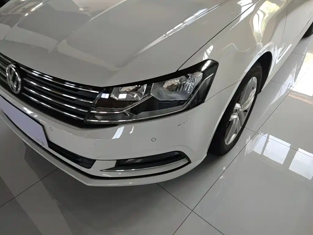 Volkswagen Gran Lavida 2017 — фото 24
