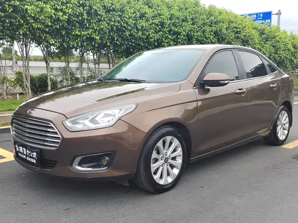Ford Escort 2015