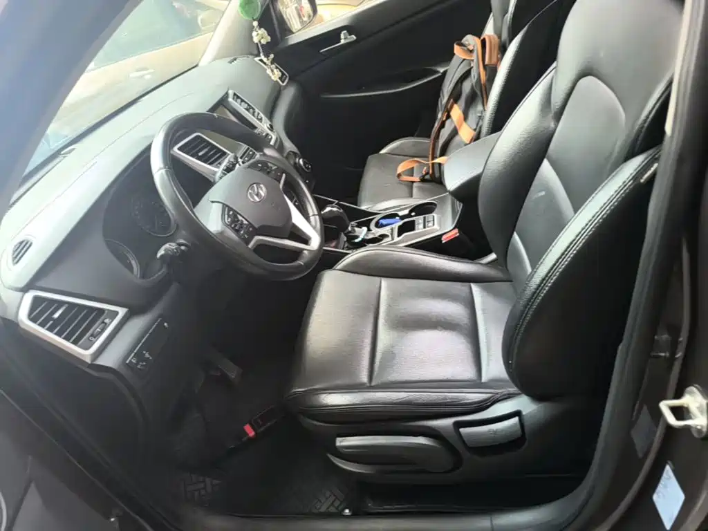 Hyundai Tucson 2017 — фото 15