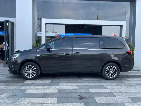 Buick GL8 2021