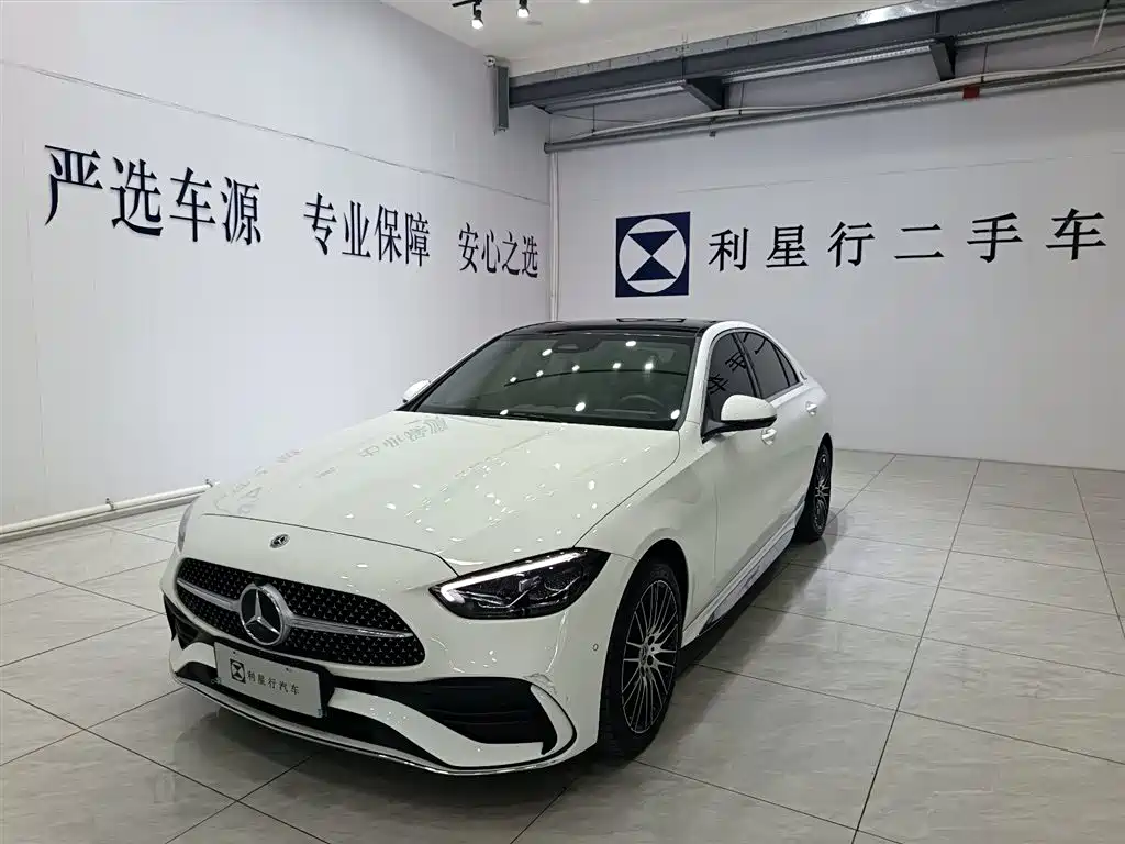 Mercedes-Benz C-Class 2025