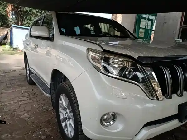 Toyota Prado 2015