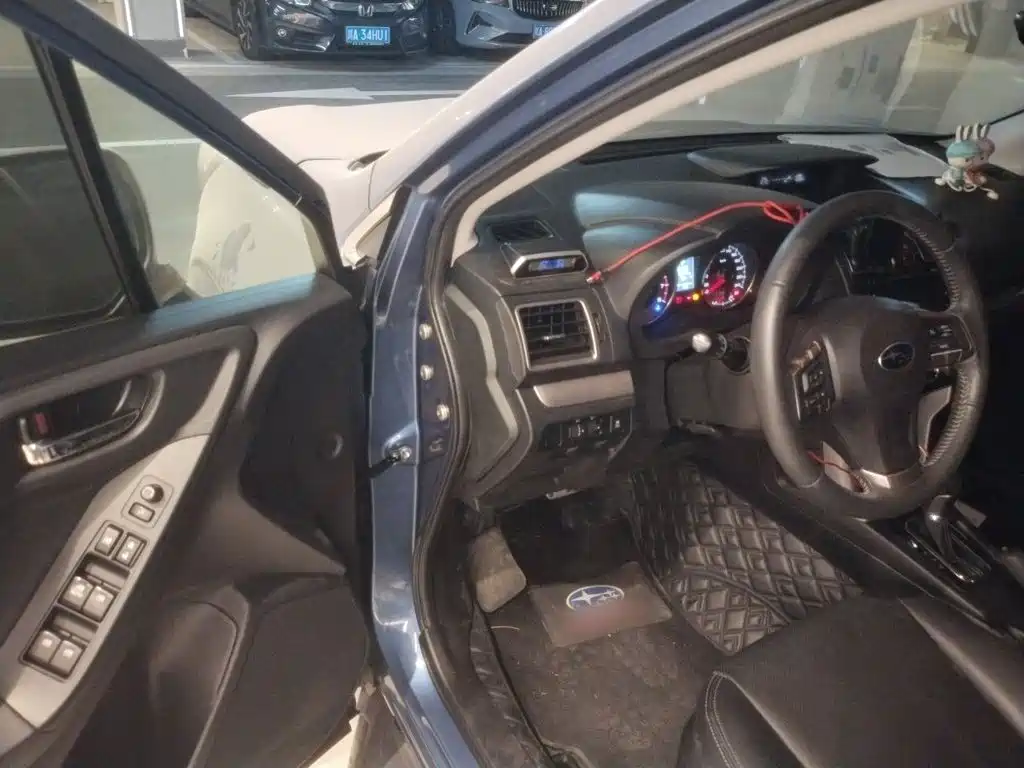 Subaru Forester 2015 — фото 17