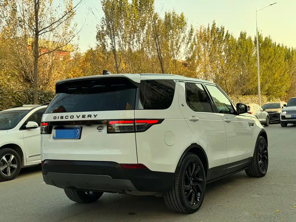 Land Rover Discovery 2020 — фото 6