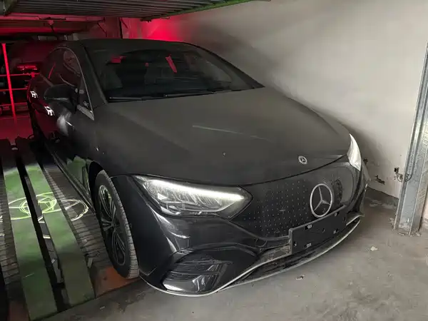 Mercedes-Benz EQE 2025