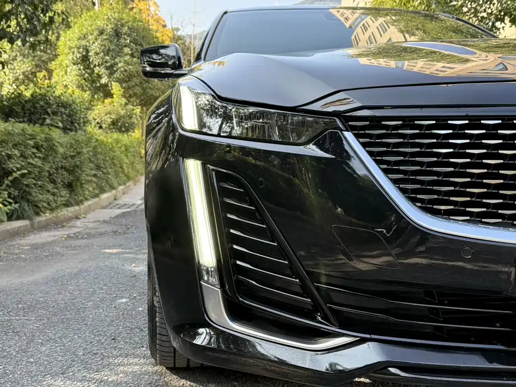 Cadillac CT5 2021 — фото 2