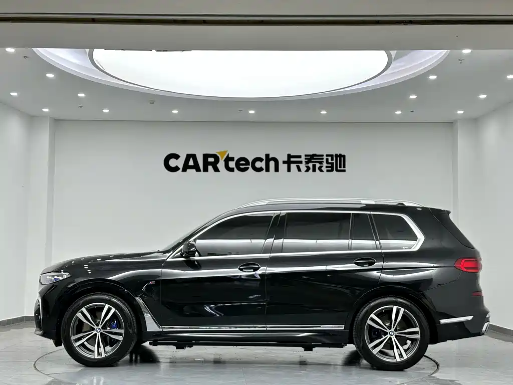 BMW X7 2021 — фото 4
