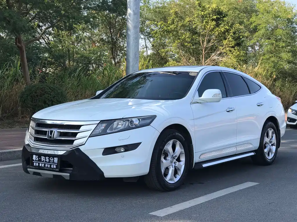 Honda Crosstour 2014 — фото 1