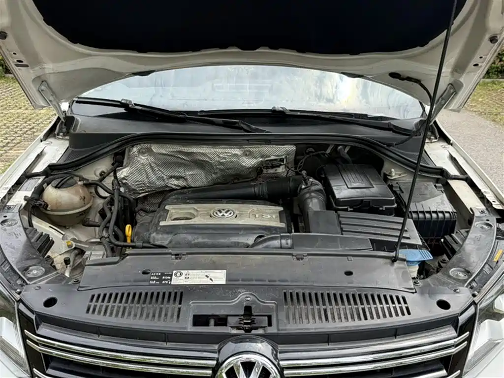 Volkswagen Tiguan 2015 — фото 4