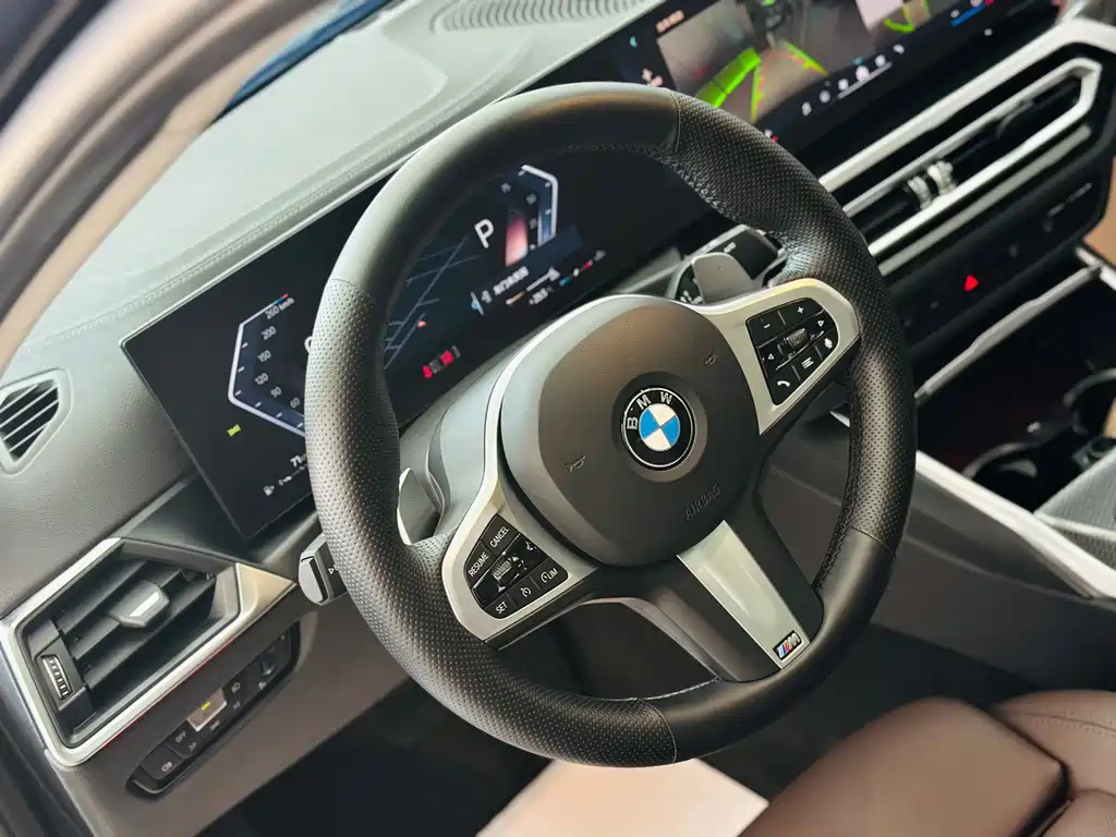 BMW 3 Series 2024 — фото 15