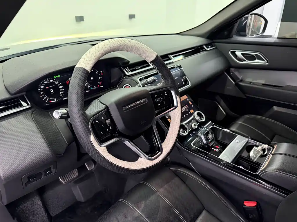 Land Rover Range Rover Velar 2022 — фото 6