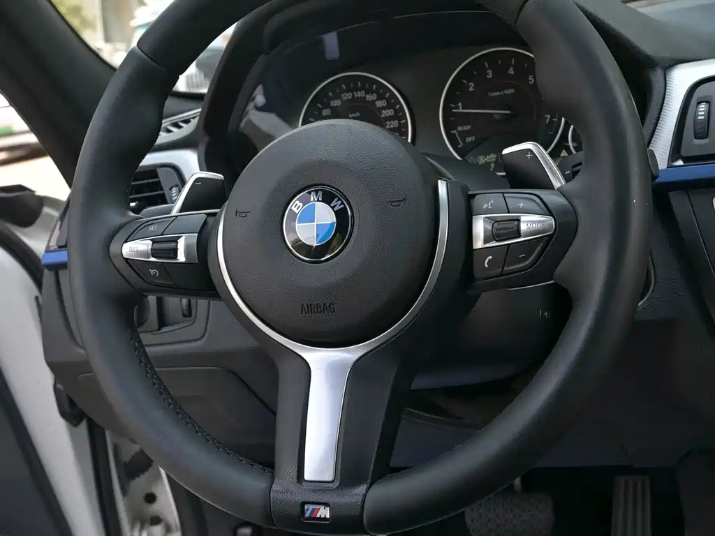 BMW 3 Series 2013 — фото 11