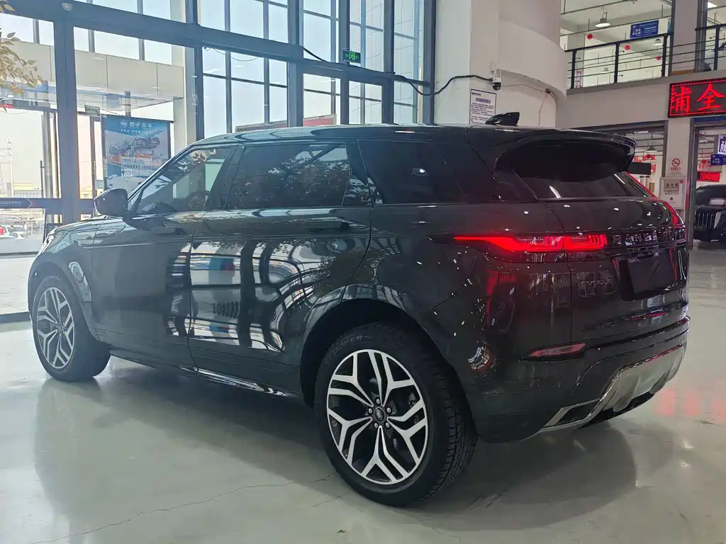 Land Rover Evoque 2022 — фото 23