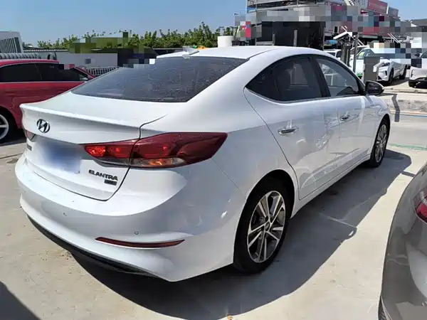 Hyundai Celesta 2016