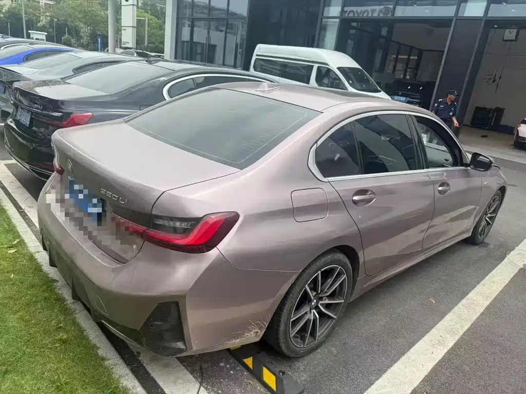 BMW 3 Series 2023