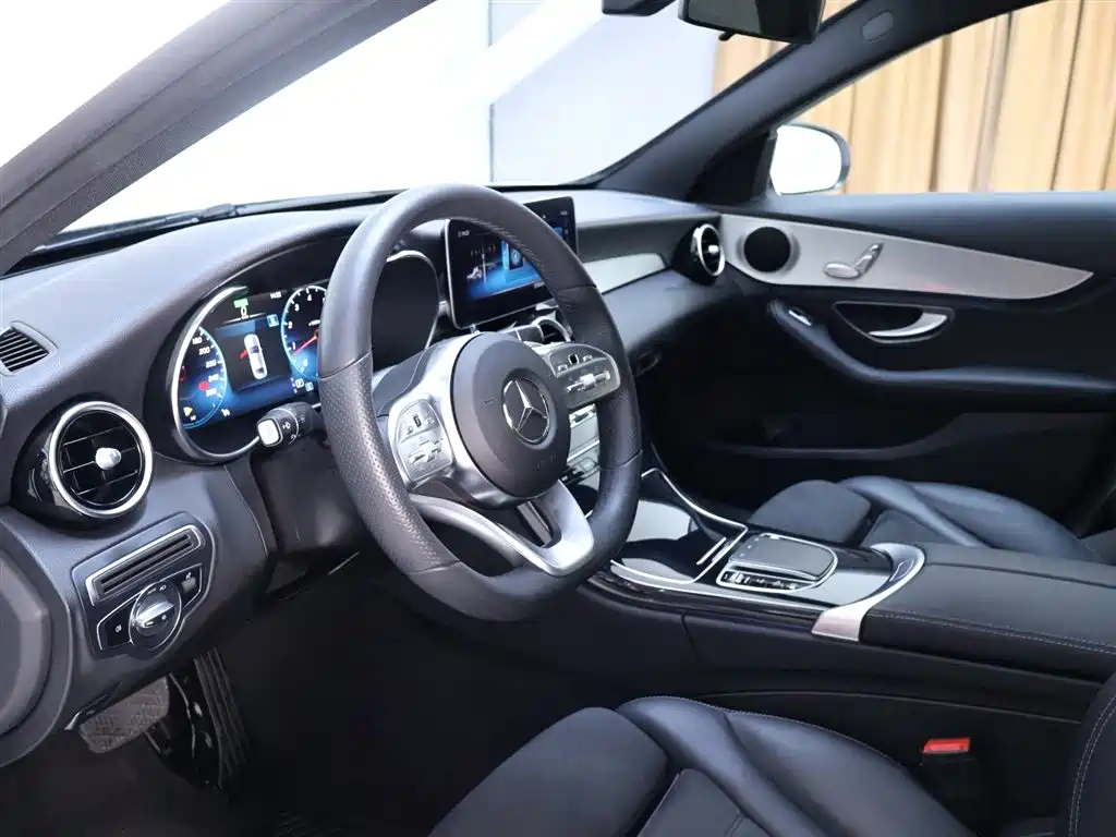 Mercedes-Benz C-Class 2020 — фото 11