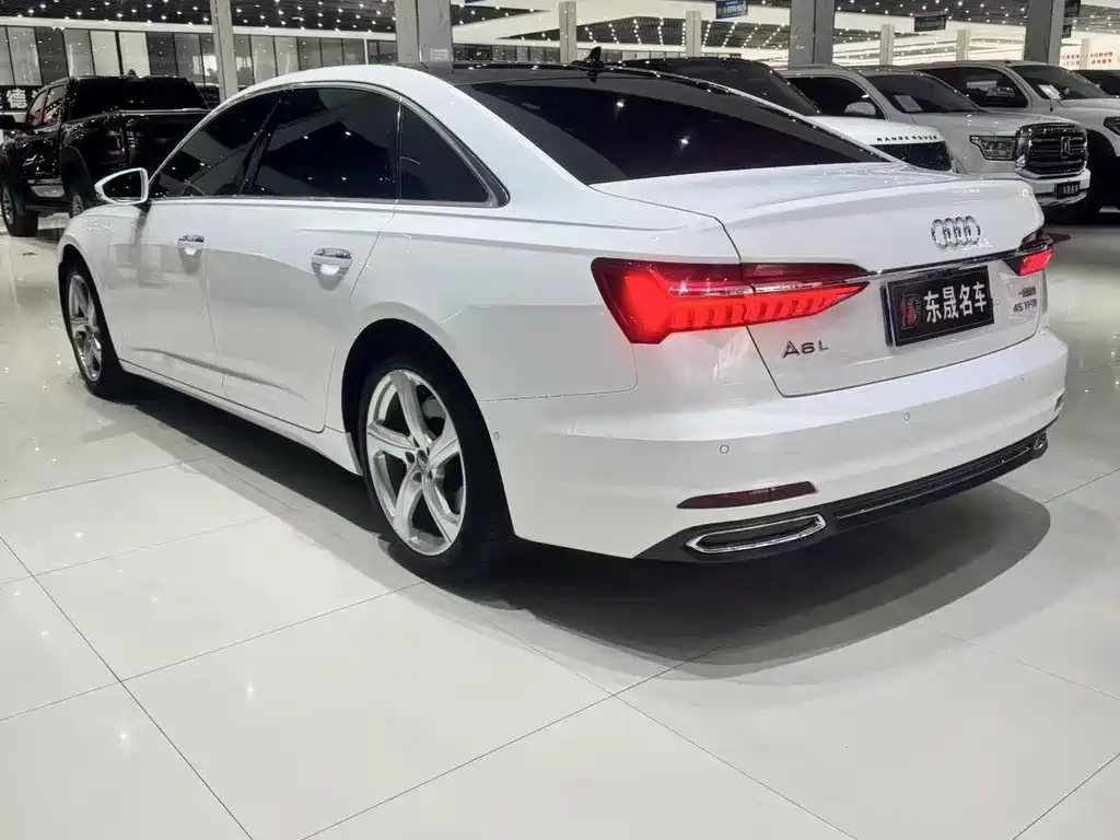 Audi A6L 2019