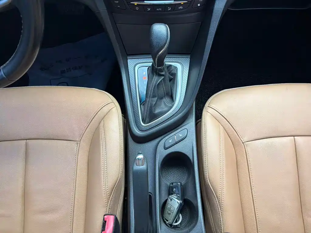 Buick Excelle 2020 — фото 11
