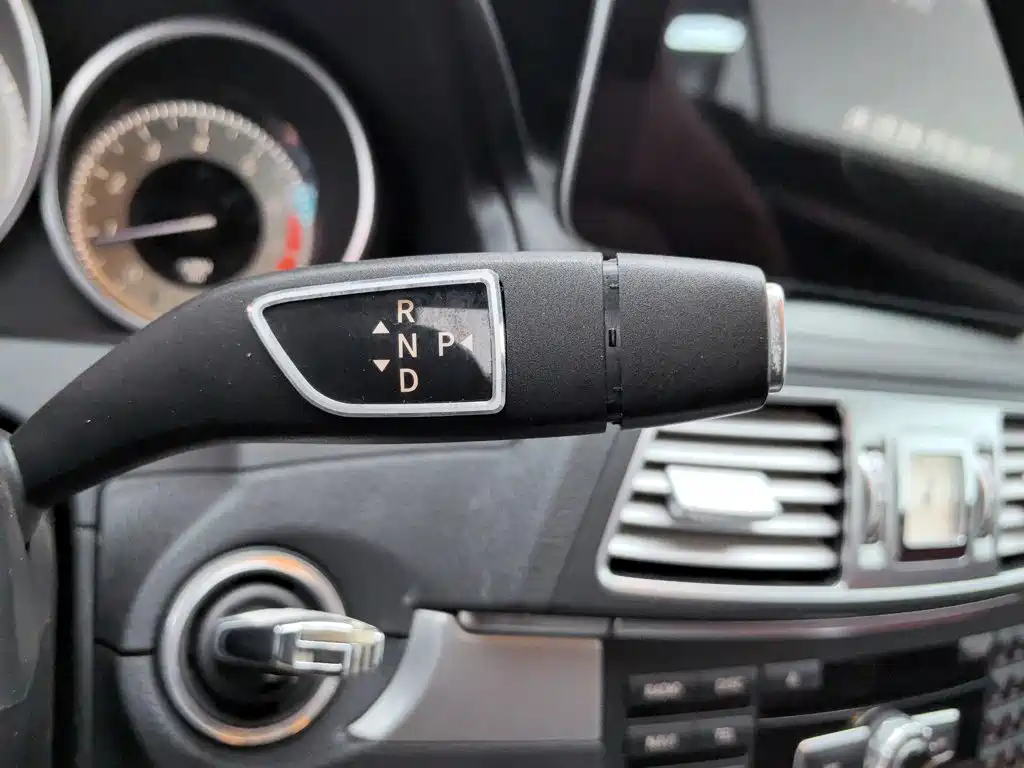 Mercedes-Benz E-Class 2015 — фото 13