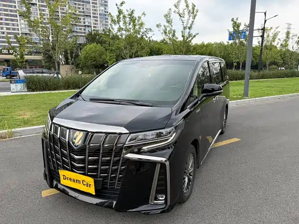 Toyota Alphard 2022