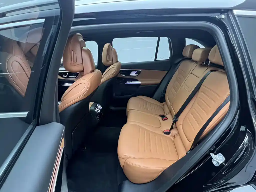 Mercedes-Benz GLC 2024 — фото 17
