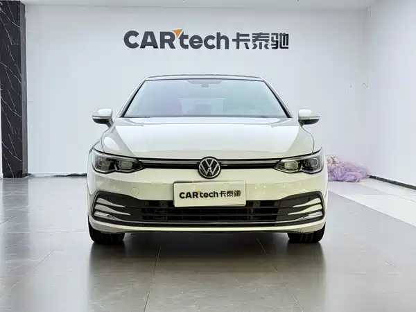 Volkswagen Golf 2021