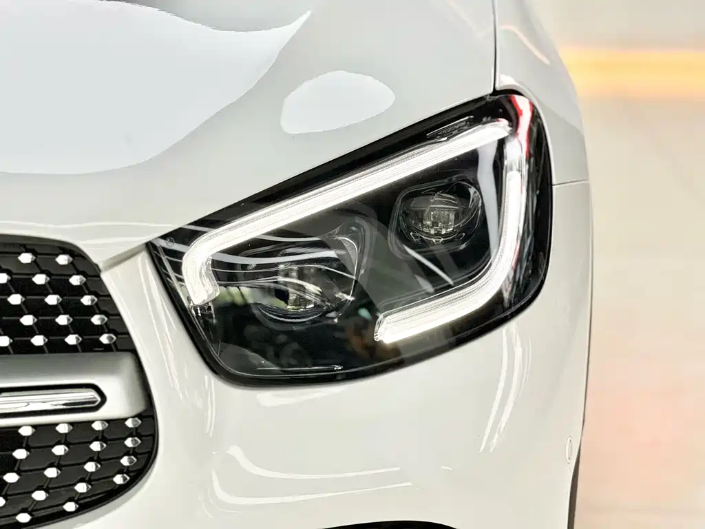 Mercedes-Benz GLC 2020 — фото 16
