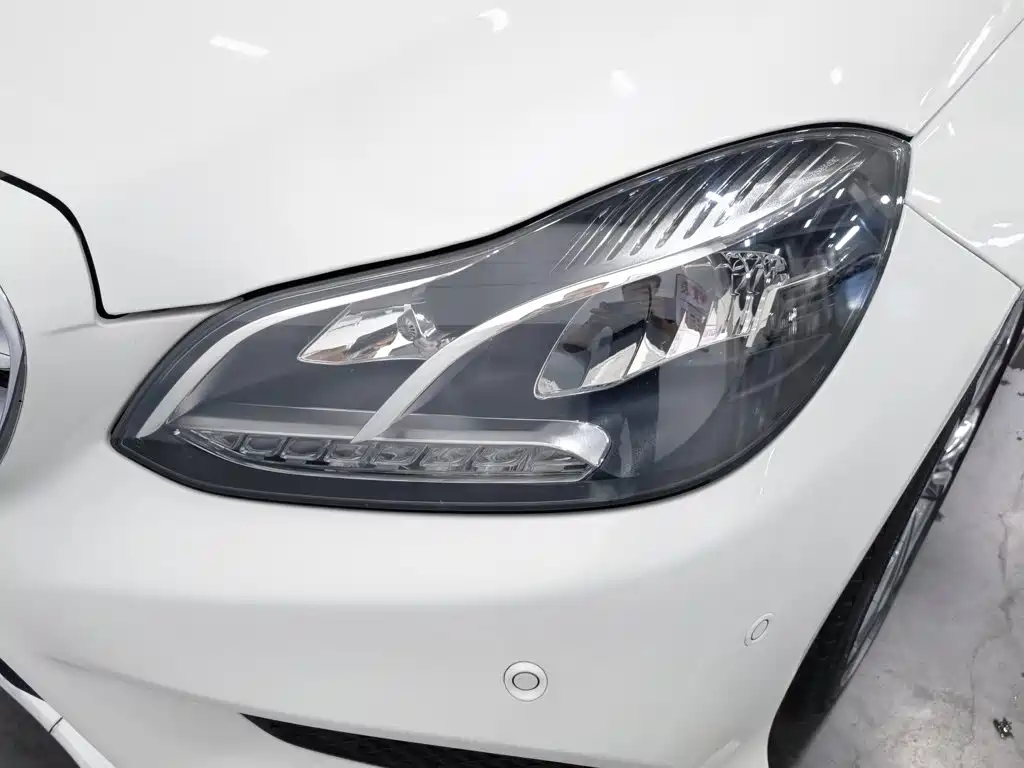 Mercedes-Benz E-Class 2015 — фото 7