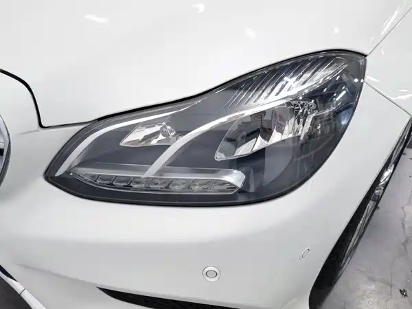 Mercedes-Benz E-Class 2015