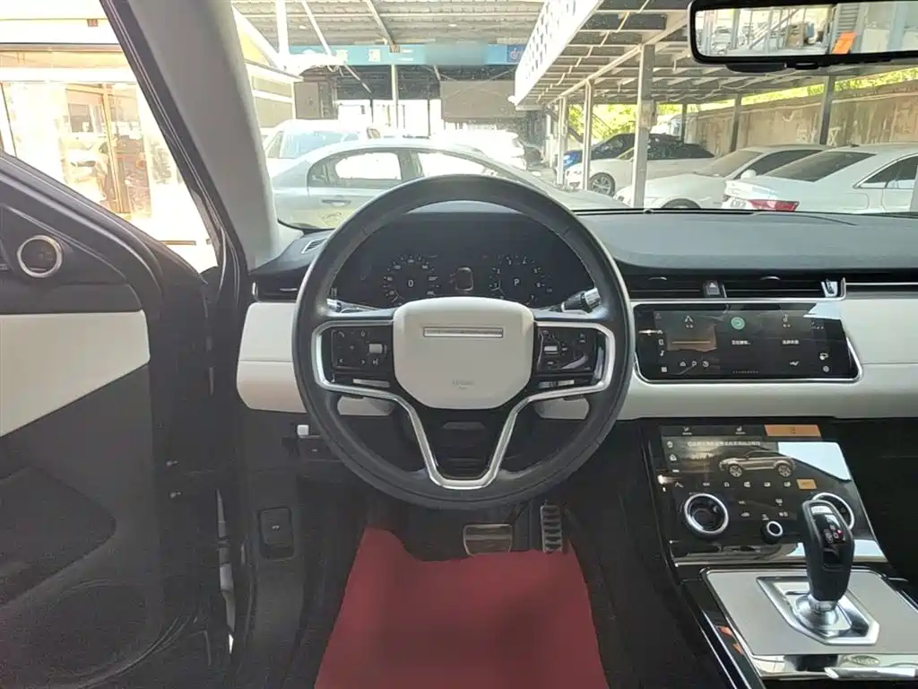 Land Rover Evoque 2022 — фото 11