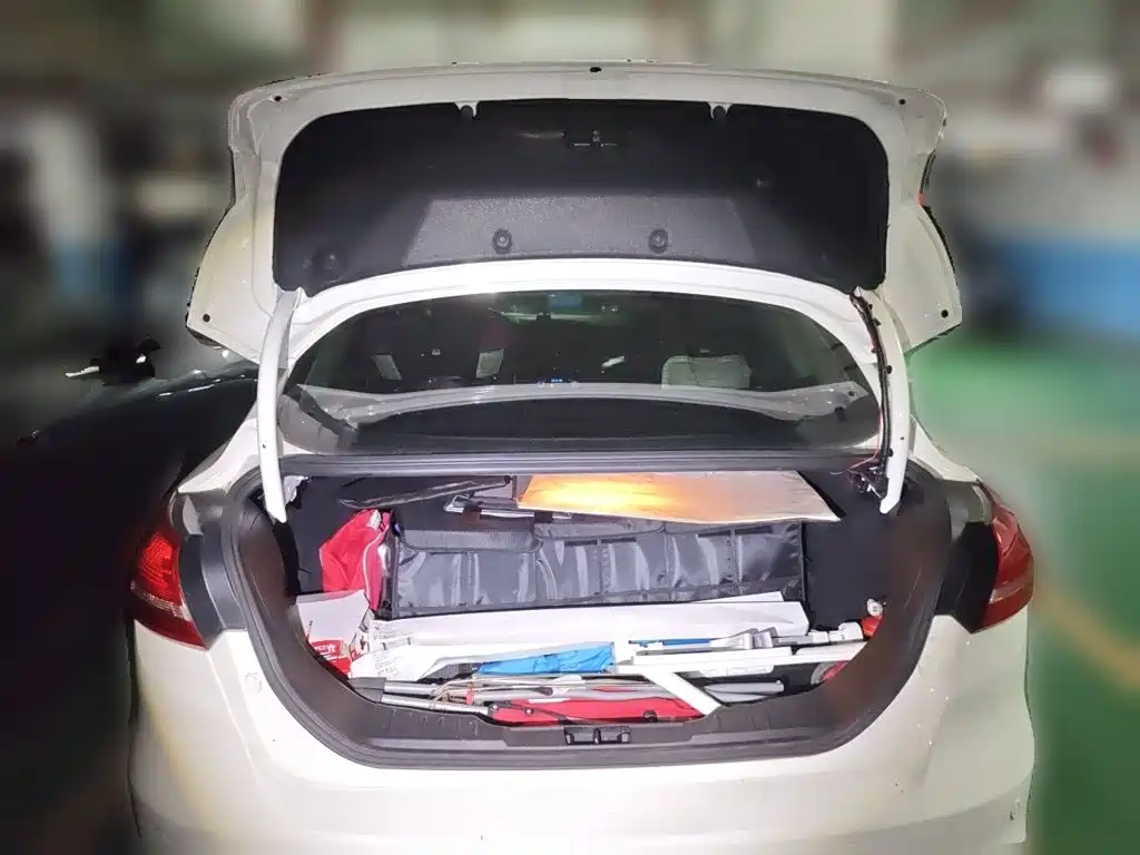 Ford Focus 2015 — фото 15